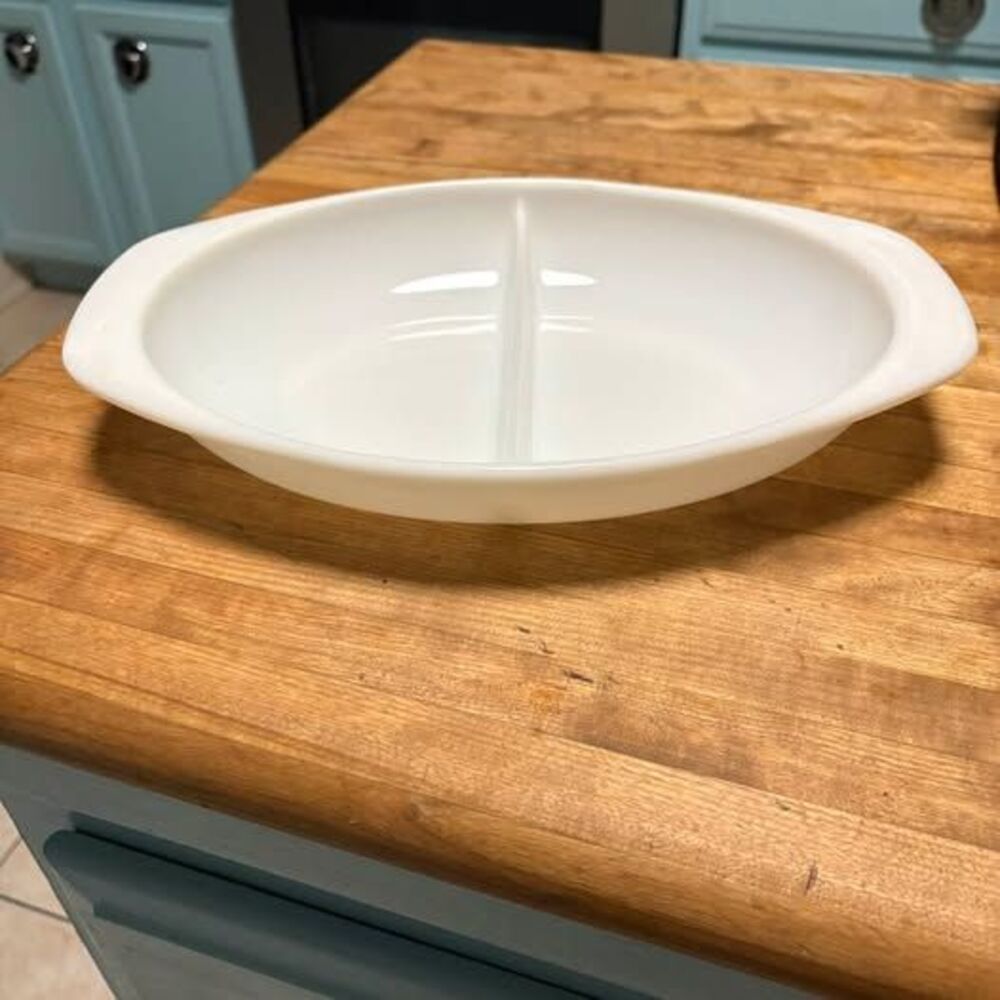 Vintage Pyrex 1063 White Milk Glass Divided Casserole Dish 1.5 Qt